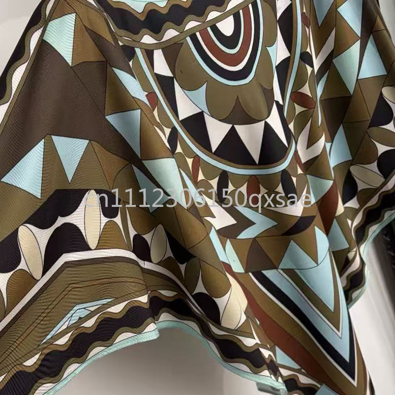 Luxe design dames zwarte mante - Streetwear Brand With A Logo recensie en prijs