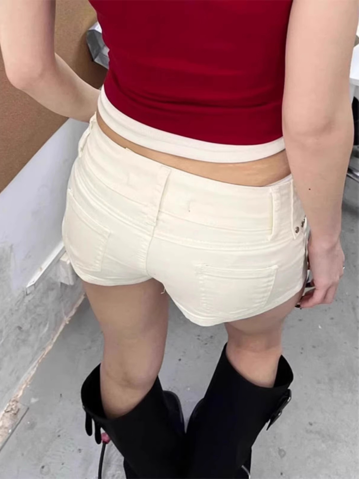 Witte denim shorts met lage ta - Streetwear Brand Shorts recensie en prijs