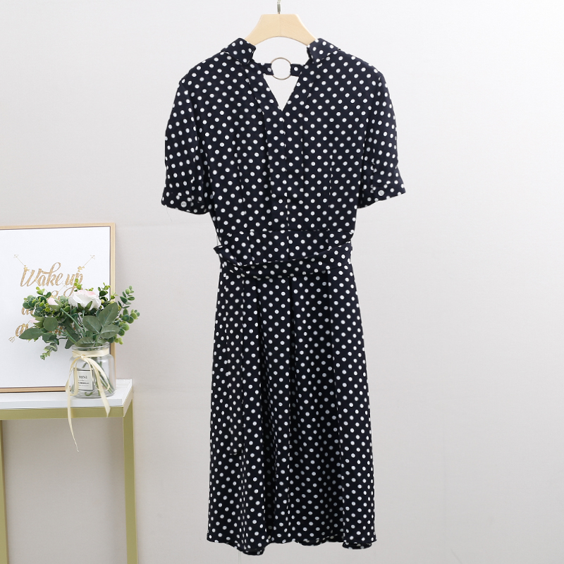 V-hals Polka Dot A-lijnjurk Da - Streetwear Brand Of The Year recensie en prijs