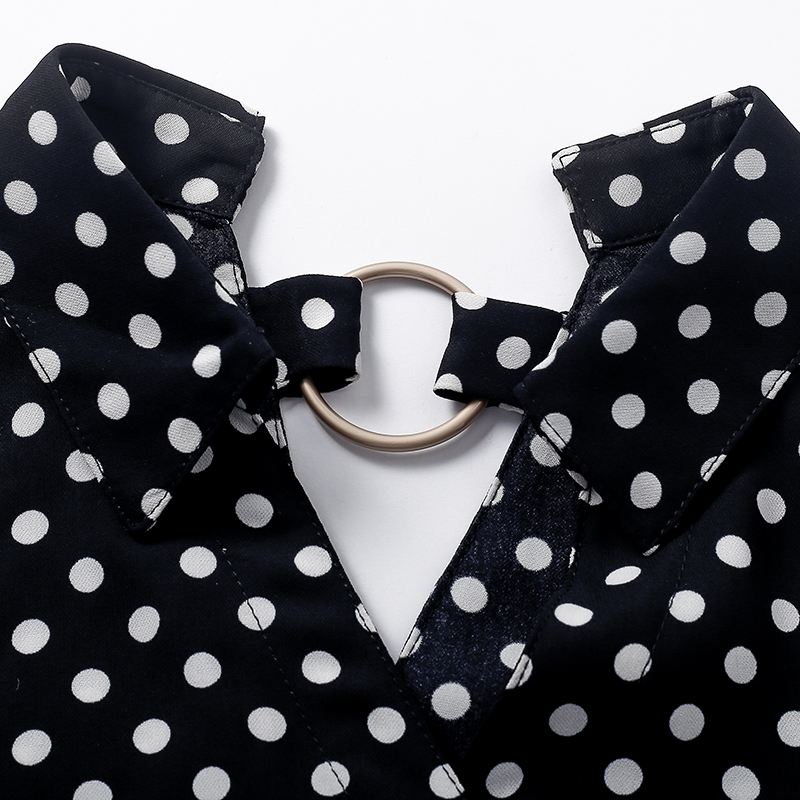 V-hals Polka Dot A-lijnjurk Da - Streetwear Brand Of The Year recensie en prijs